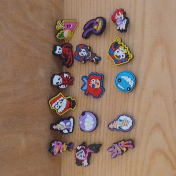 15 croc charms - Picture 2 of 3